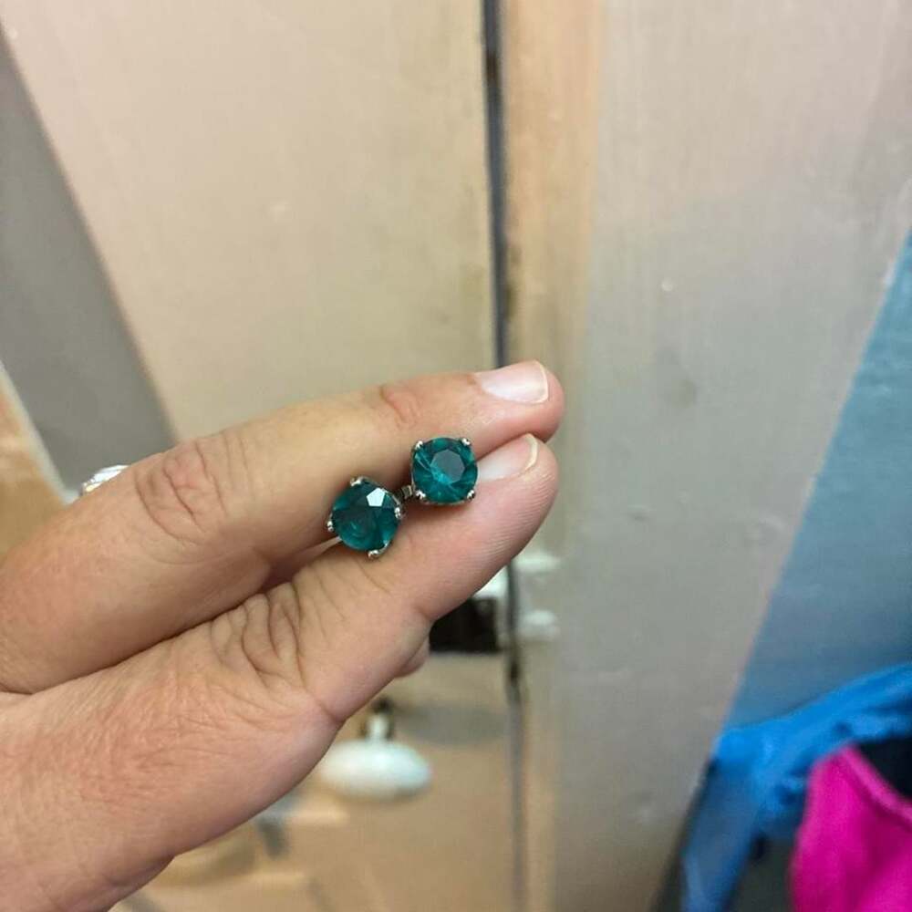 Teal Blue Round Faceted Solitaire Stud Earrings Silver Tone